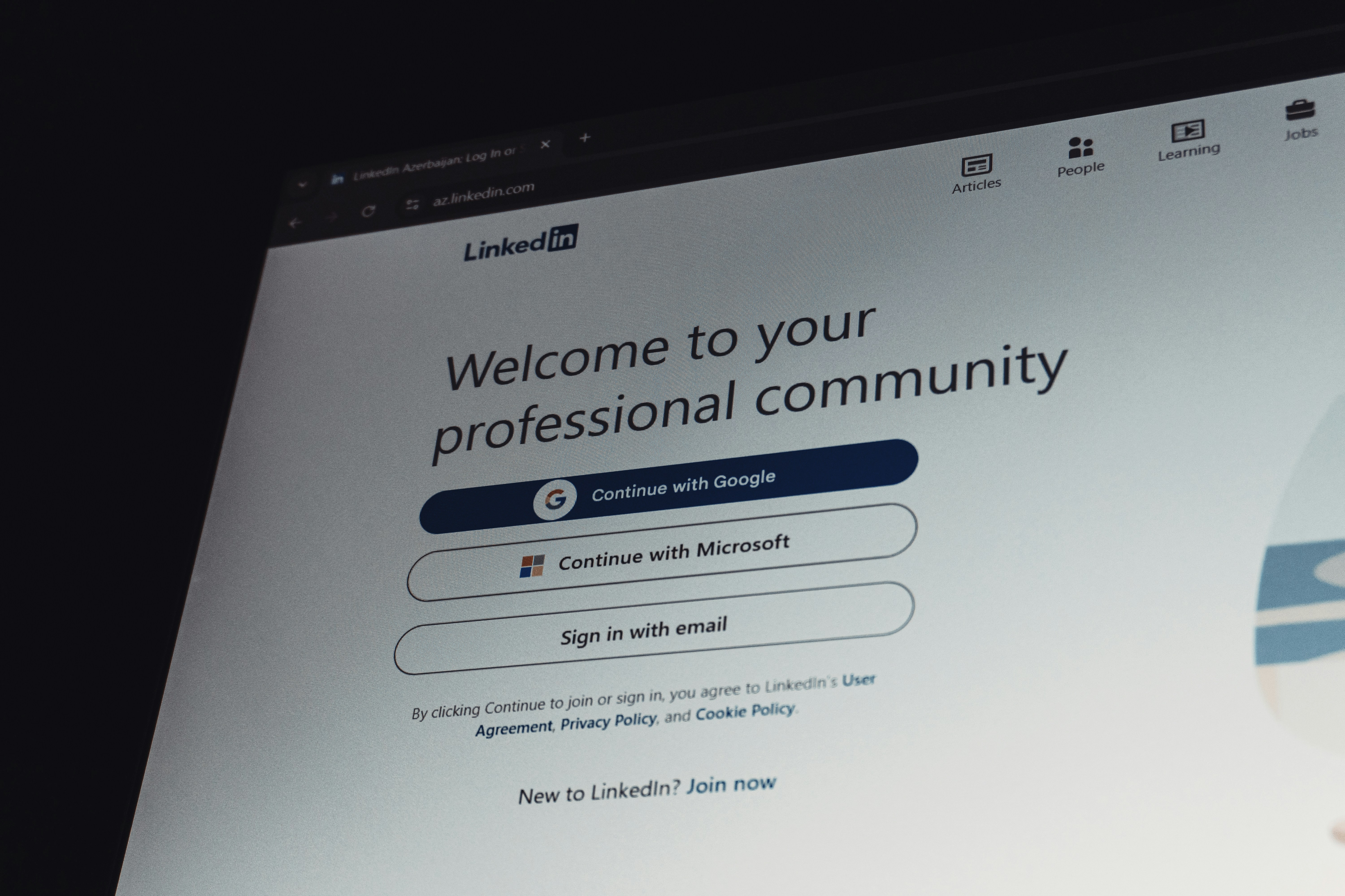 10 creative ways to make your website more personal